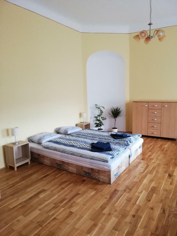 Apartmány pod Divadlem Znojmo Exterior foto